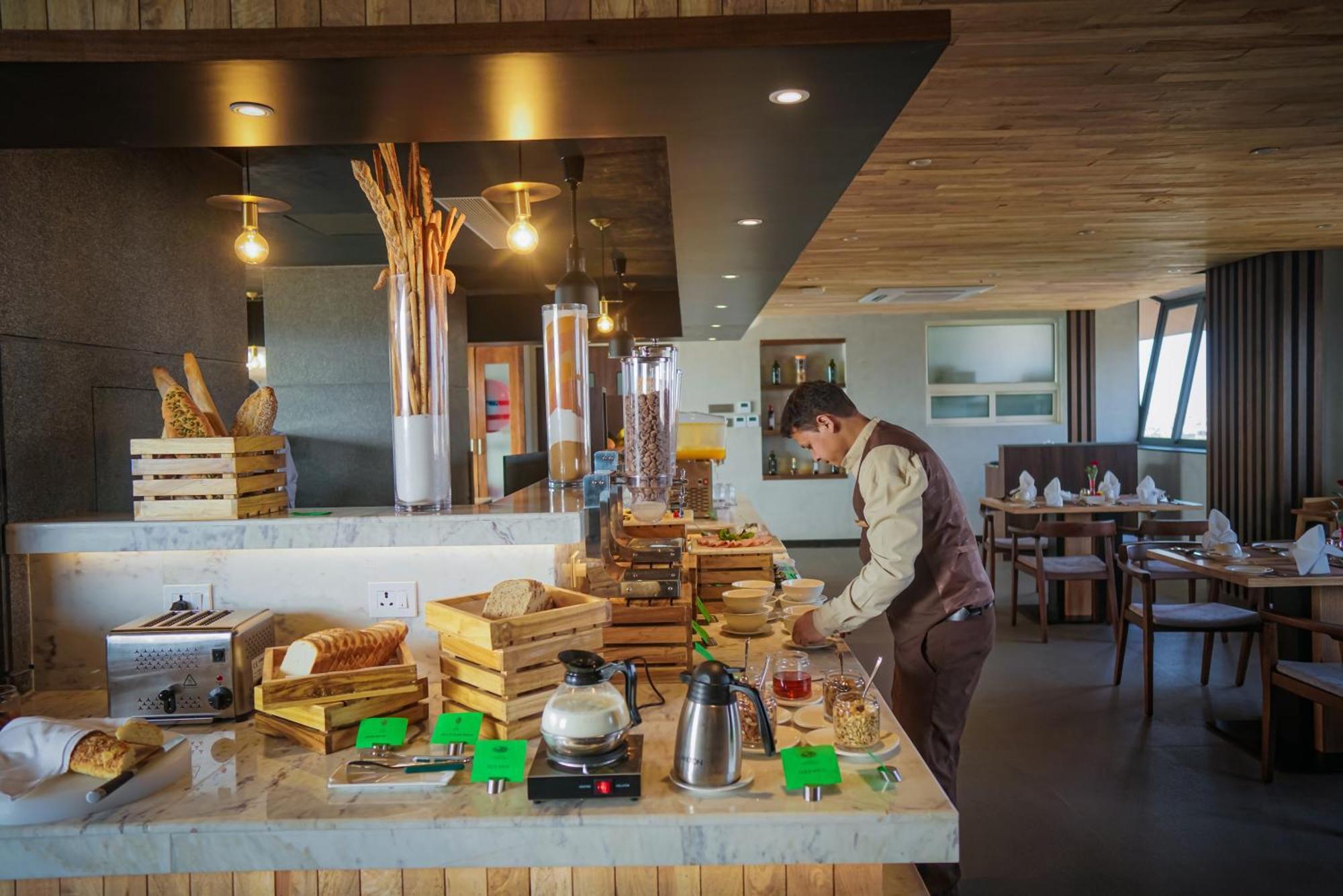 Hotel Barahi กาฐมาณฑุ ภายนอก รูปภาพ